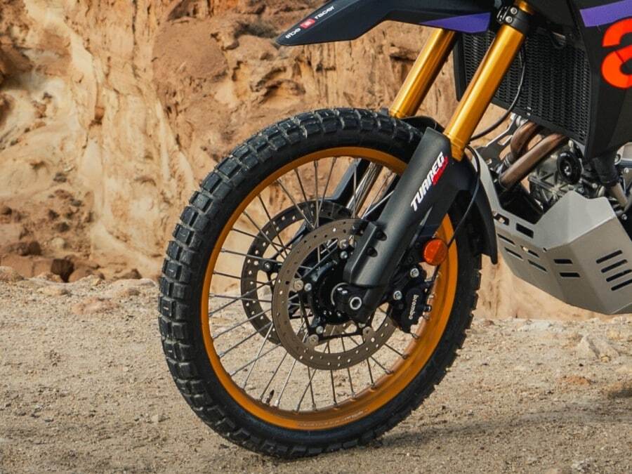 Aprilia_Tuareg_Rally_ride_900x675