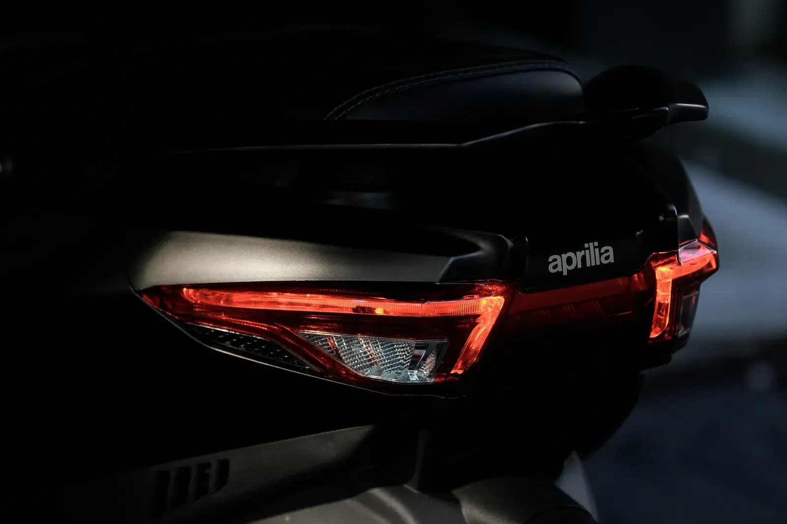 APRILIA-SXR160-H-016